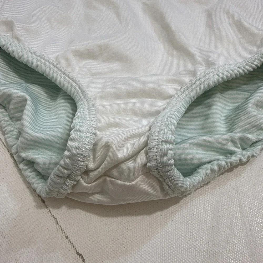 The Bailey Boys Girls Strawberry Striped Preppy Swim Suit Bathing Swimsuit Sz 4T